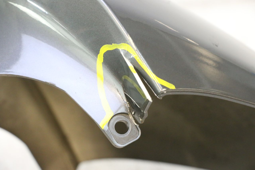 photo de FRONT FENDER PEUGEOT SATELIS 125 (2013 - 2018) - Additional view of the item