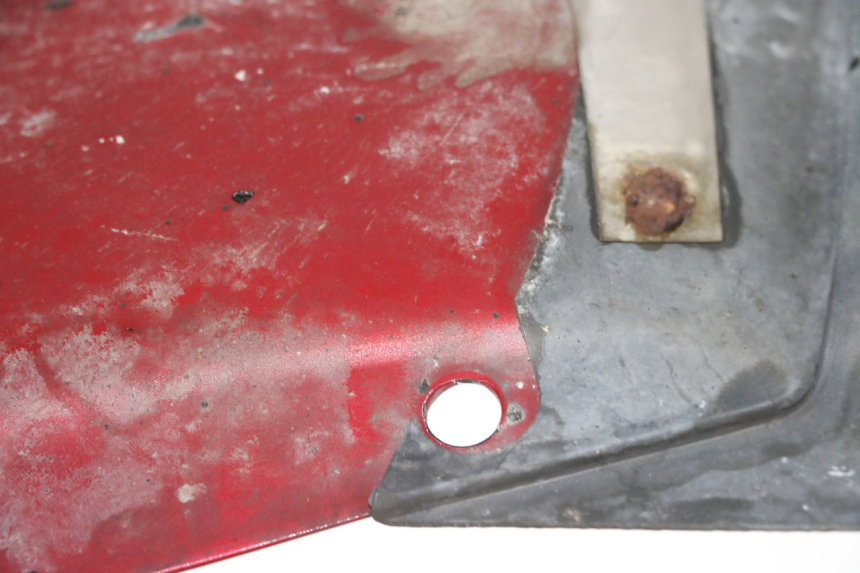 photo de FRONT FENDER TRIUMPH SPRINT 900 (1995 - 1998) - Zoom on usage condition