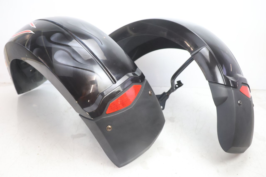 photo de FRONT FENDER CAN-AM SPYDER RS 1000 (2008 - 2012) - Markings and original references