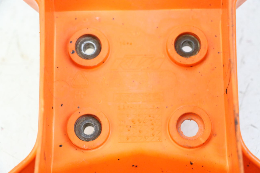 photo de FRONT FENDER KTM SUPERENDURO R 950 (2005 - 2009) - Component detail