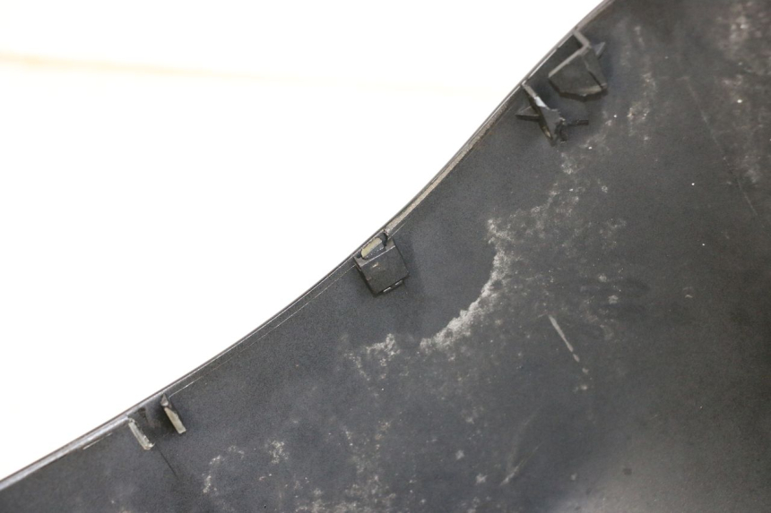 photo de FRONT FENDER PIAGGIO VESPA LX 2T 50 (2005 - 2013) - Technical close-up