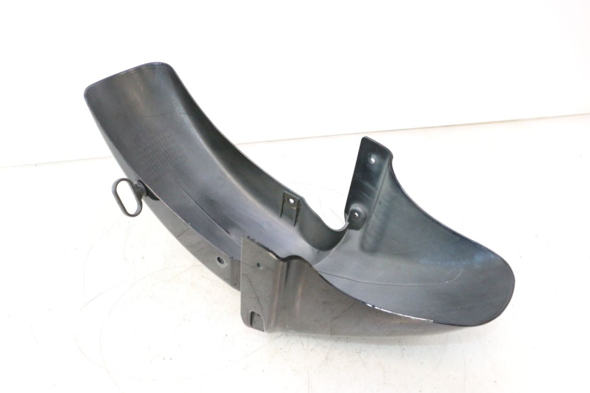 photo de FRONT FENDER DAELIM VJ ROADWIN 125 (2004 - 2007) - Distinctive features