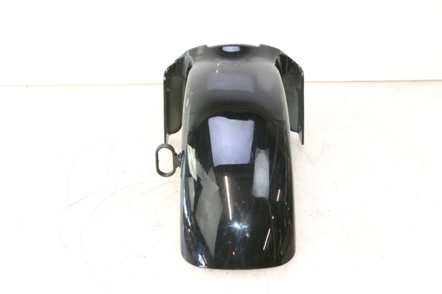 photo de FRONT FENDER DAELIM VJ ROADWIN 125 (2004 - 2007) - Fixing points details