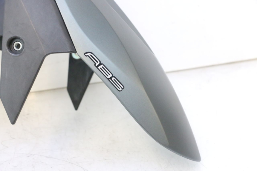 photo de FRONT FENDER YAMAHA X-MAX XMAX 125 (2010 - 2013) - Zoom on usage condition