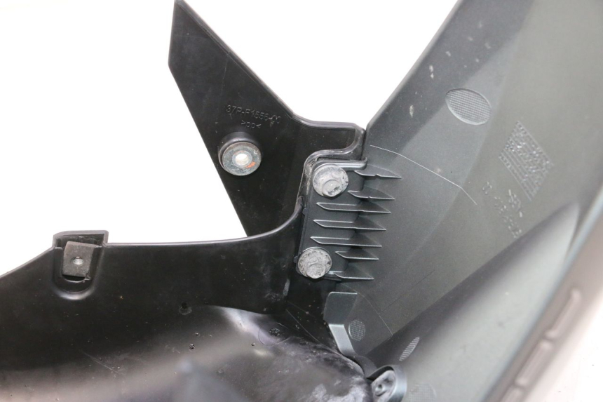 photo de FRONT FENDER YAMAHA X-MAX XMAX 125 (2010 - 2013) - Markings and original references