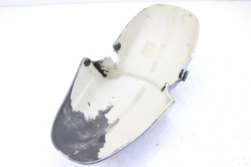 photo de FRONT MUDGUARD PIAGGIO X9 EVOLUTION 125 (2003 - 2007) - Fixing points details