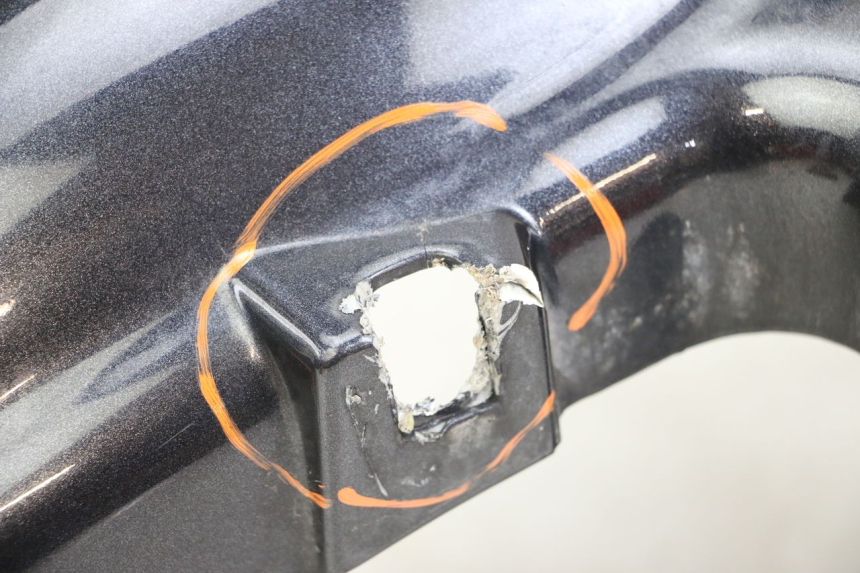 photo de FRONT FENDER KYMCO XCITING 250 (2006 - 2009) - Surface and material condition