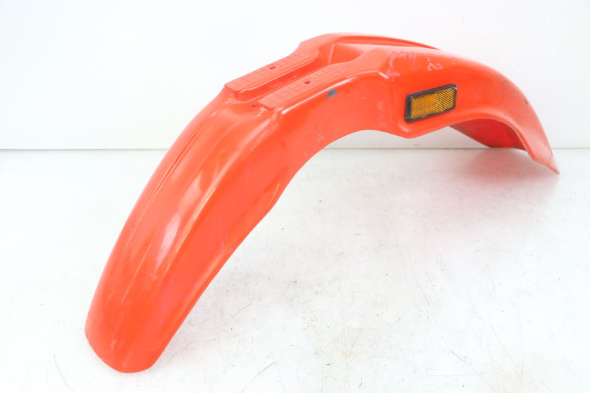photo de FRONT MUDGUARD PEUGEOT XP6 50 (1997 - 2003) - Zoom on usage condition