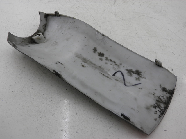 photo de FRONT FENDER YAMASAKI YM50QT-N3 RETRO 50 (2012 - 2014) - Technical close-up