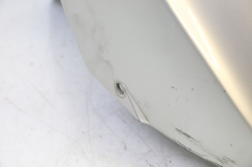 photo de FRONT FENDER YAMAHA YP MAJESTY 125 (2002 - 2006) - Alternative perspective