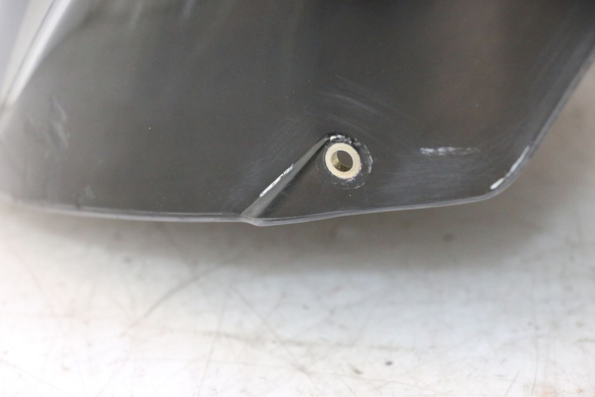 photo de FRONT FENDER YAMAHA YP MAJESTY 125 (2002 - 2006) - Zoom on usage condition