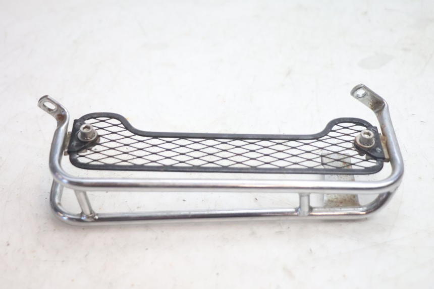 photo de RADIATOR COVER SUZUKI DR S 600 (1985 - 1989) - Component detail