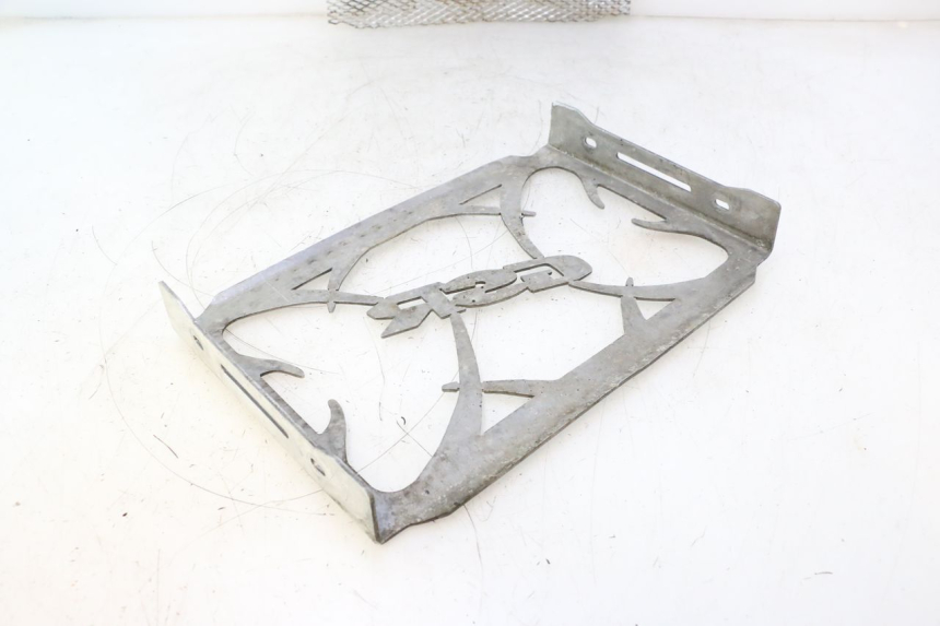 photo de RADIATOR COVER SUZUKI GSR 600 (2005 - 2012) - Technical close-up