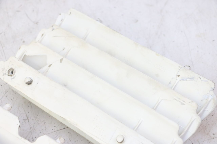 photo de RADIATOR COVER KAWASAKI KX 65 (2000 - 2019) - Zoom on usage condition