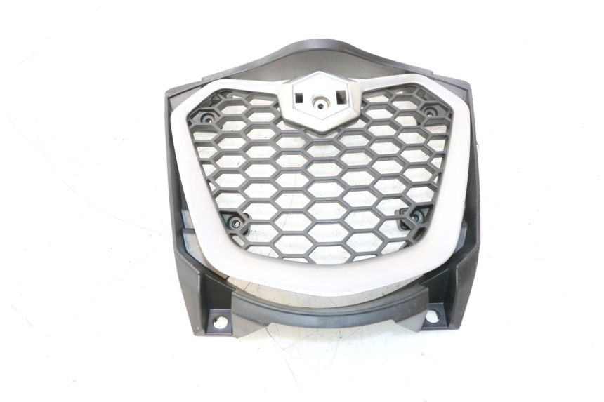 photo de RADIATOR COVER PIAGGIO MP3 500 (2016 - 2018) - Zoom on usage condition