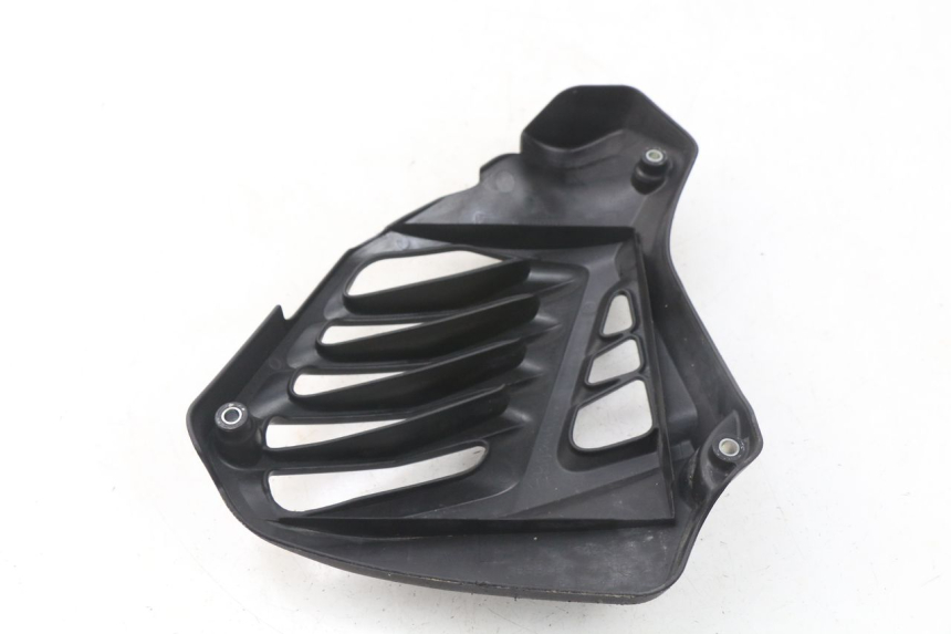 photo de RADIATOR COVER MBK MW TRYPTIK 125 (2017 - 2022) - Technical close-up