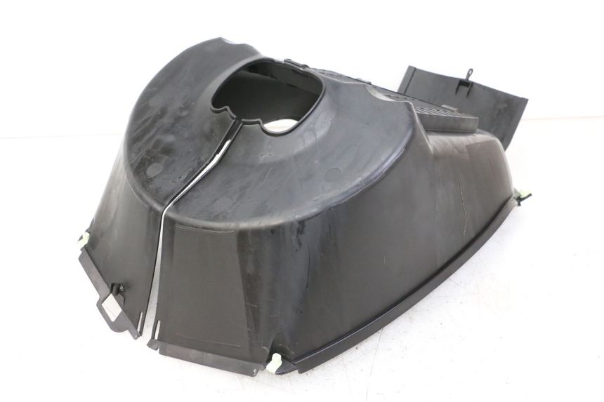 photo de RADIATOR GRILLE PEUGEOT SATELIS COMPRESSOR K15 125 (2006 - 2009) - Technical close-up