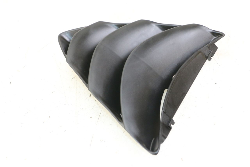 photo de RADIATOR COVER PIAGGIO NRG POWER PUREJET 50 (2018 - 2021) - Alternative perspective