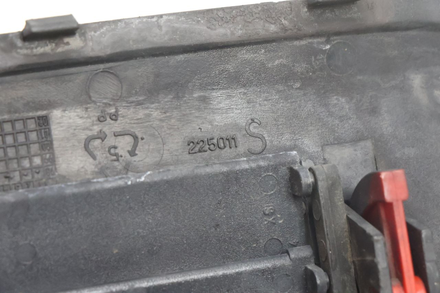photo de RADIATOR COVER GILERA RUNNER SP 50 (2002 - 2004) - Additional view of the item