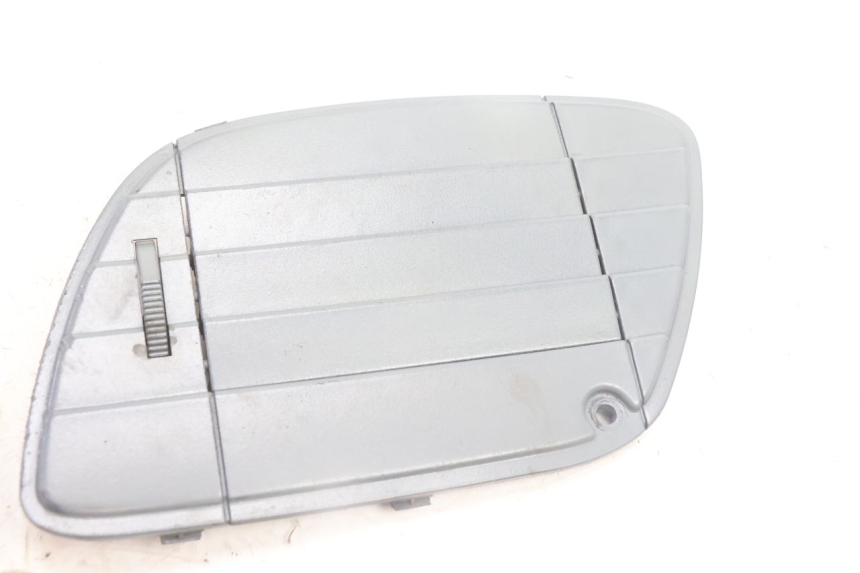 photo de RADIATOR COVER GILERA RUNNER SP 50 (2002 - 2004) - Technical close-up
