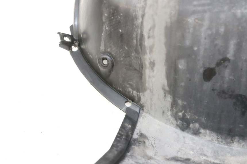 photo de RADIATOR COVER PEUGEOT SATELIS 125 (2013 - 2018) - Zoom on usage condition