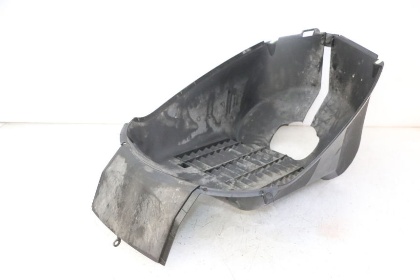 photo de RADIATOR COVER PEUGEOT SATELIS 125 (2013 - 2018) - Checked used part