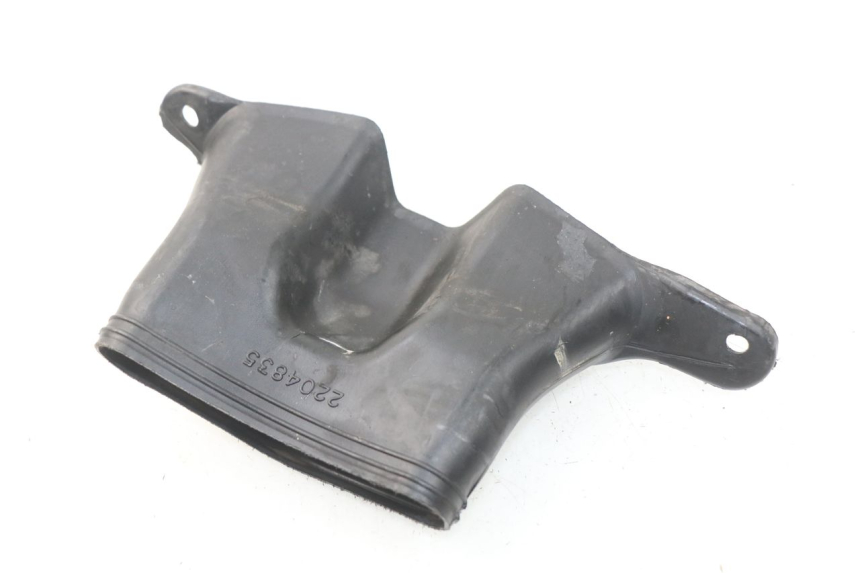 photo de RADIATOR COVER TRIUMPH SPRINT ST ABS 1050 (2005 - 2007) - Zoom on usage condition