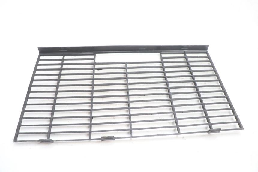 photo de RADIATOR COVER HONDA ST PAN EUROPEAN 1100 (1990 - 2002) - Alternative perspective
