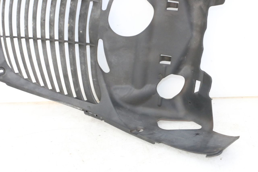 photo de RADIATOR GRILLE YAMAHA X-MAX XMAX ABS 250 (2010 - 2012) - Additional view of the item
