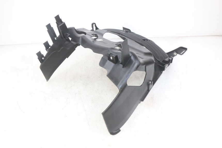 photo de RADIATOR GRILLE YAMAHA X-MAX XMAX 125 (2010 - 2013) - Component detail