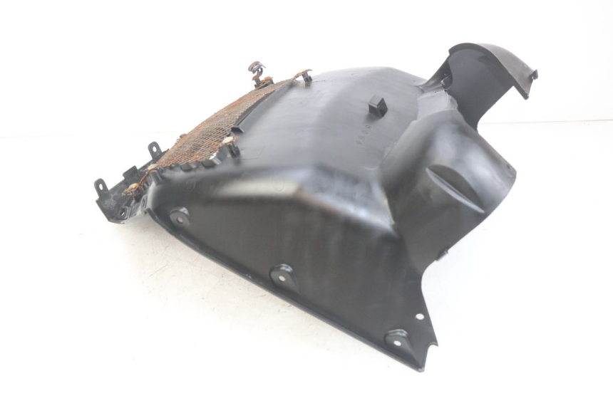 photo de RADIATOR GRILLE KYMCO X-TOWN XTOWN 125 (2016 - 2021) - Alternative perspective