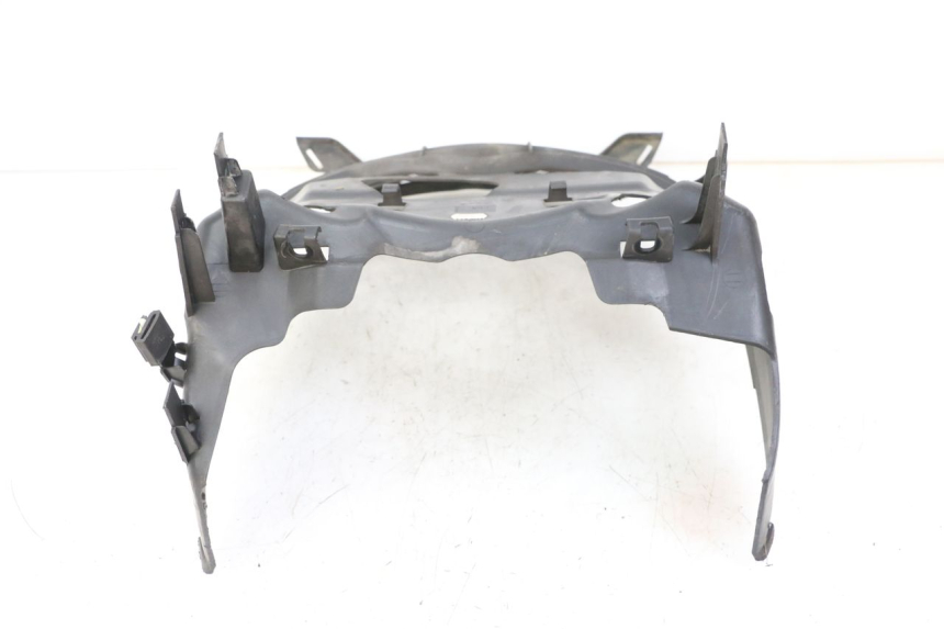 photo de RADIATOR GRILLE YAMAHA X-MAX XMAX ABS 250 (2010 - 2014) - Fixing points details