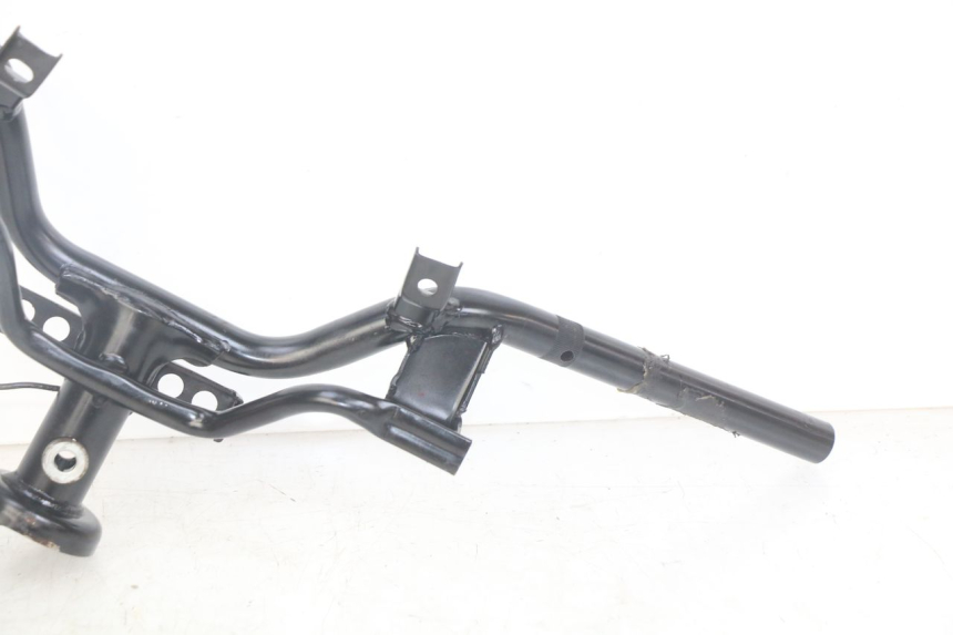 photo de HANDLEBAR KYMCO AGILITY 16+ 4T 50 (2018 - 2023) - Fixing points details