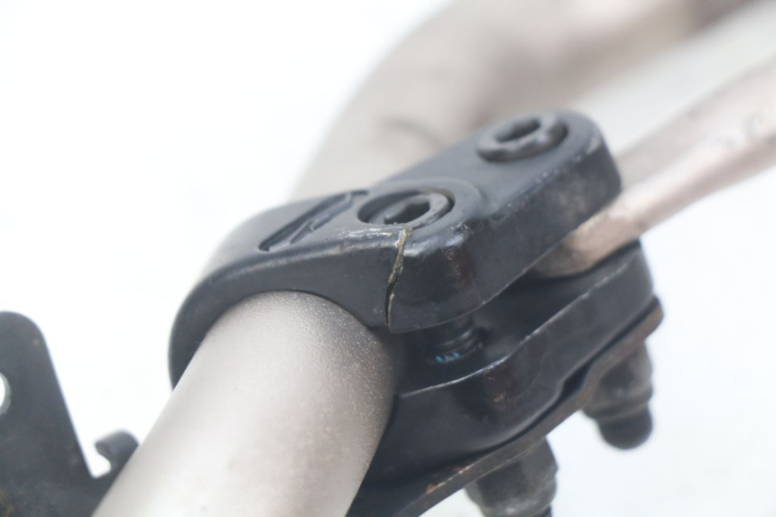 photo de HANDLEBAR MBK BOOSTER SPIRIT NAKED 50 (2004 - 2017) - Component detail