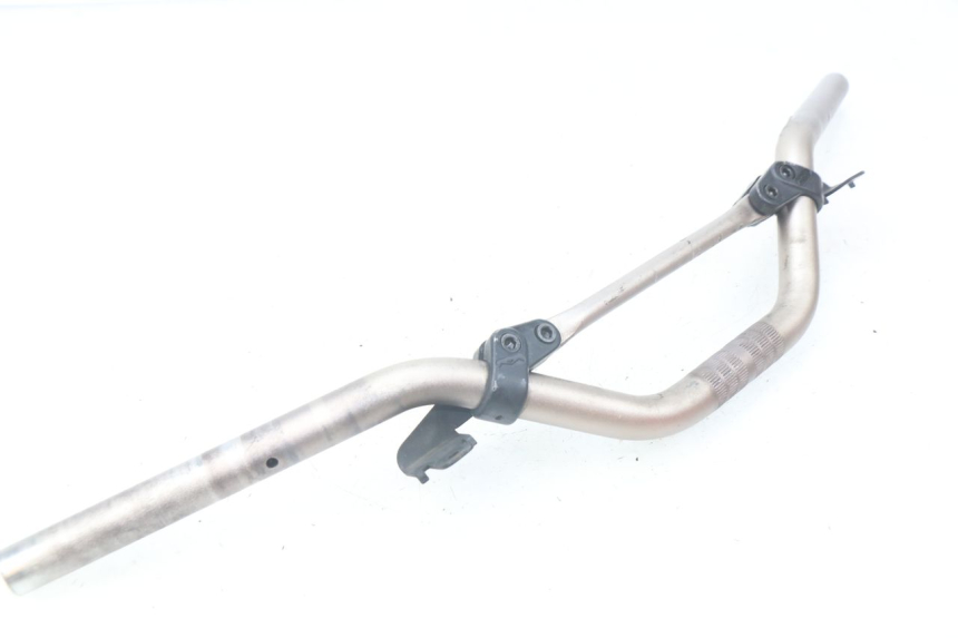 photo de HANDLEBAR MBK BOOSTER SPIRIT NAKED 50 (2004 - 2017) - Fixing points details