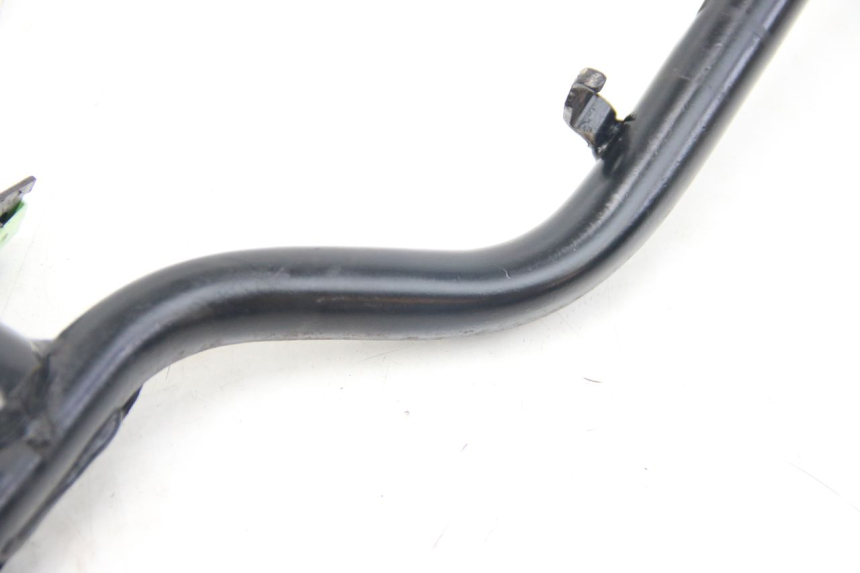 photo de HANDLEBAR PEUGEOT CITYSTAR 125 (2011 - 2017) - Alternative perspective