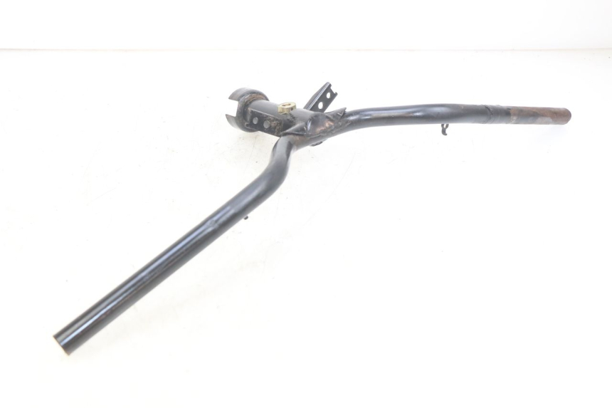 photo de HANDLEBAR PEUGEOT CITYSTAR 125 (2011 - 2017) - Fixing points details