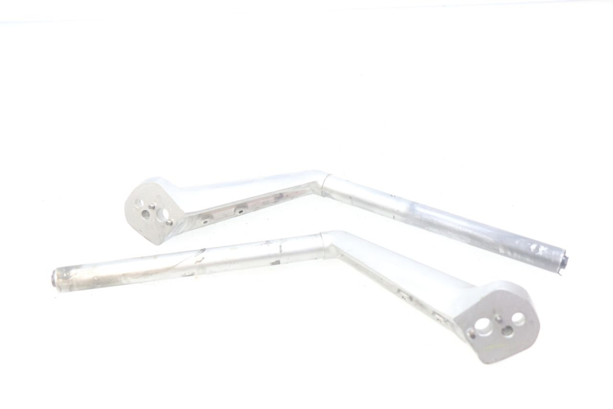 photo de HANDLEBAR YAMAHA FJR ABS 1300 (2006 - 2012) - Zoom on usage condition