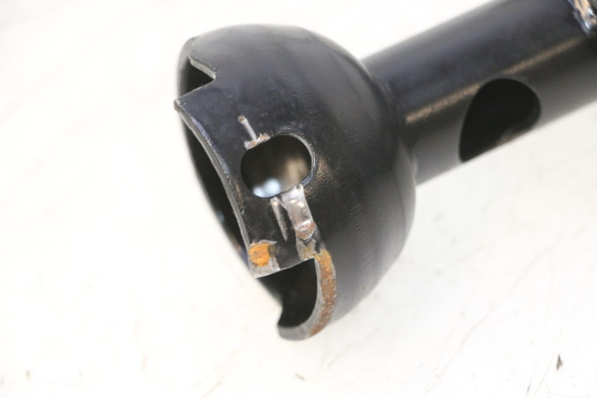 photo de HANDLEBAR PEUGEOT KISBEE 4T 50 (2023 - 2026) - Technical close-up
