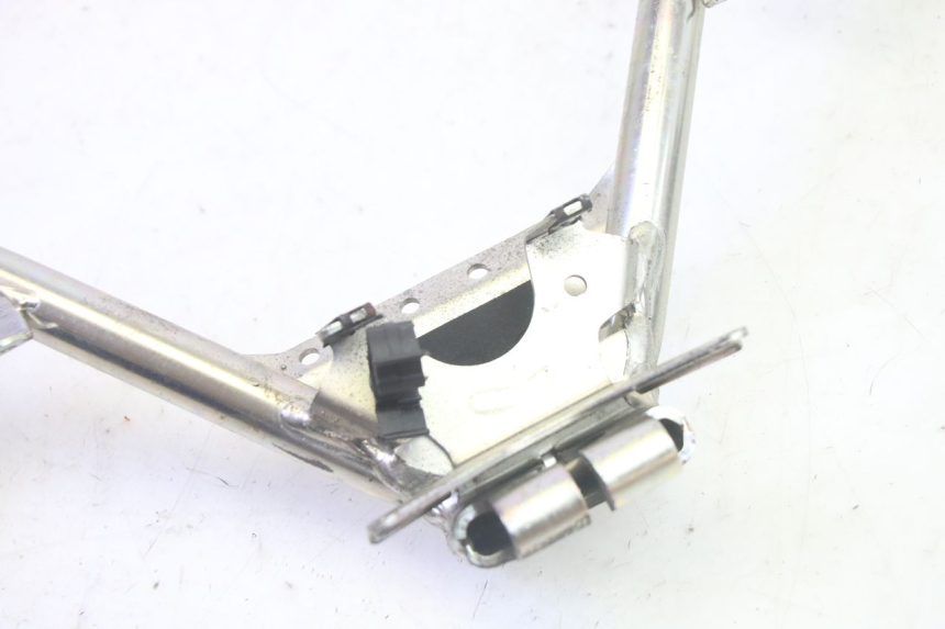 photo de HANDLEBAR PIAGGIO MP3 HPE 350 (2018 - 2020) - Zoom on usage condition