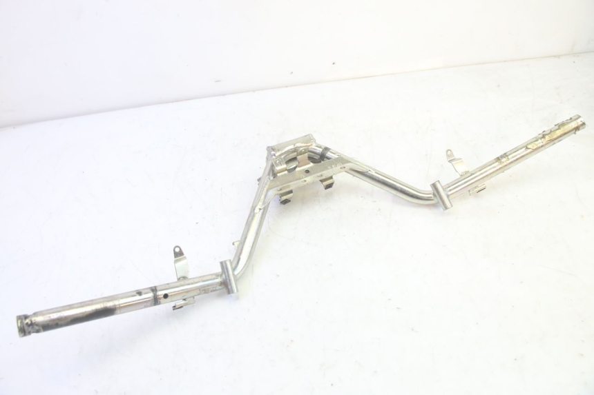 photo de HANDLEBAR PIAGGIO MP3 HPE 350 (2018 - 2020) - Fixing points details