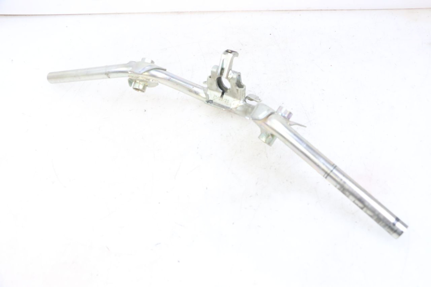 photo de HANDLEBAR PIAGGIO NEW TYPHOON 50 (2018 - 2021) - Technical close-up