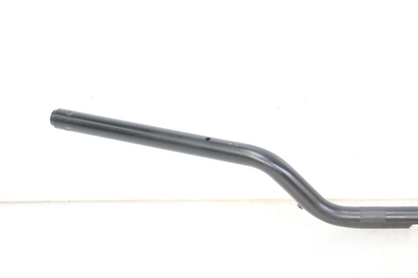 photo de HANDLEBAR ROYAL ENFIELD SCRAM 411 (2022 - 2024) - Surface and material condition