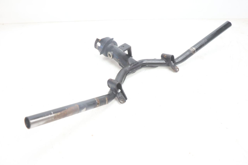 photo de HANDLEBAR PEUGEOT TREKKER TKR 50 (2005 - 2014) - Fixing points details
