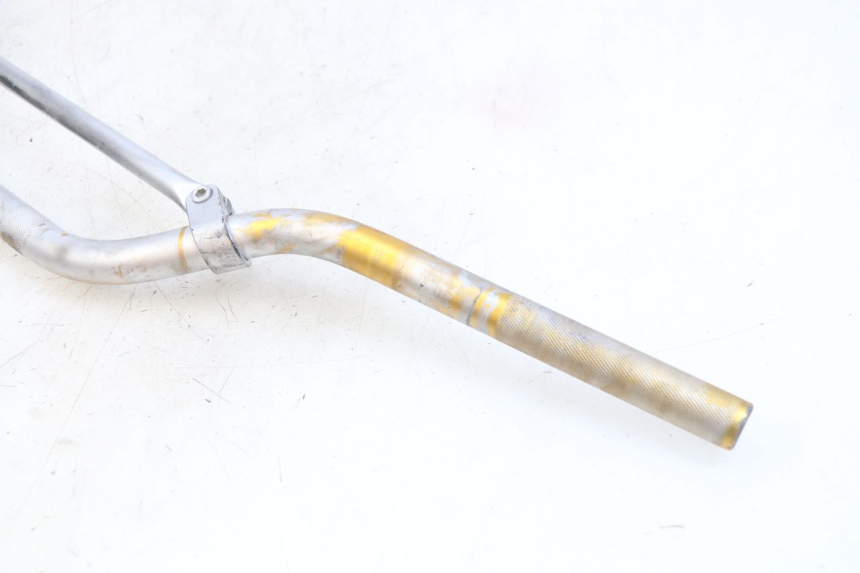 photo de HANDLEBAR YAMAHA TTR 125 (2000 - 2020) - Fixing points details