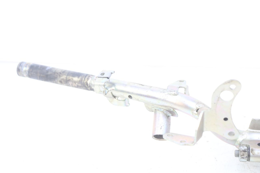 photo de HANDLEBAR PIAGGIO VESPA PRIMAVERA 2T 50 (2013 - 2018) - Fixing points details