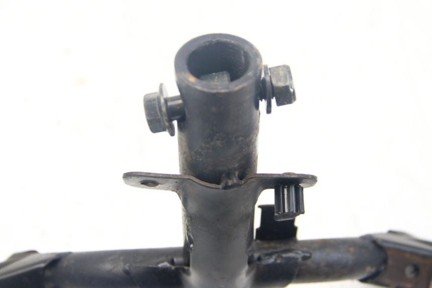 photo de HANDLEBAR PEUGEOT VIVACITY NEW 4T 50 (2008 - 2017) - Zoom on usage condition