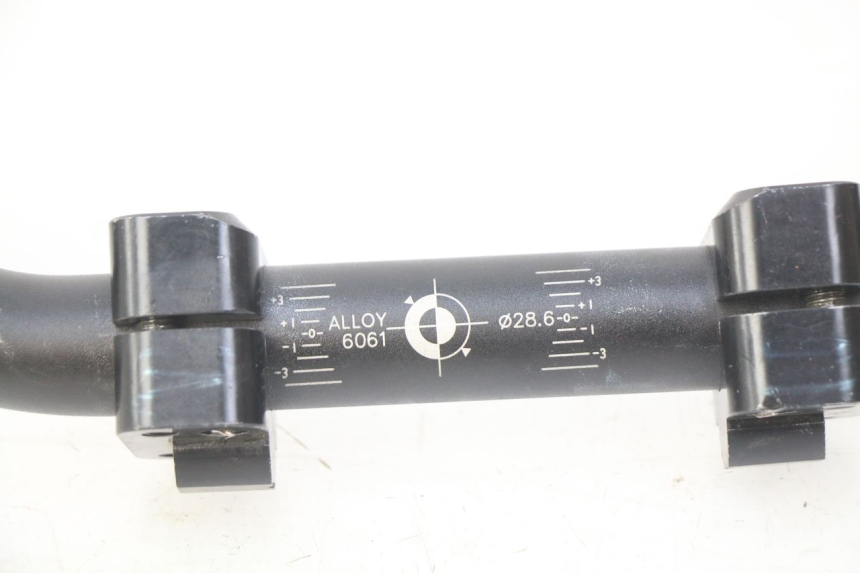 photo de HANDLEBAR MBK X-LIMIT XLIMIT 50 (2003 - 2006) - Fixing points details