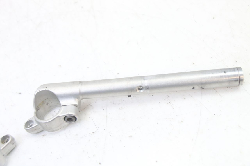 photo de HANDLEBAR YAMAHA TZR 50 (2008 - 2016) - Zoom on usage condition