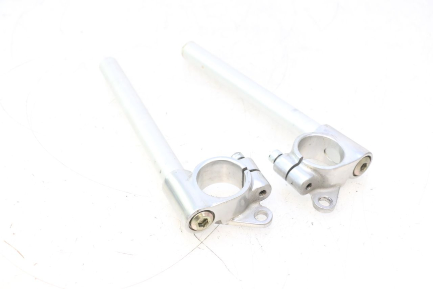 photo de HANDLEBAR KAWASAKI ZX-6R ZX6R 600 (1995 - 1997) - Zoom on usage condition